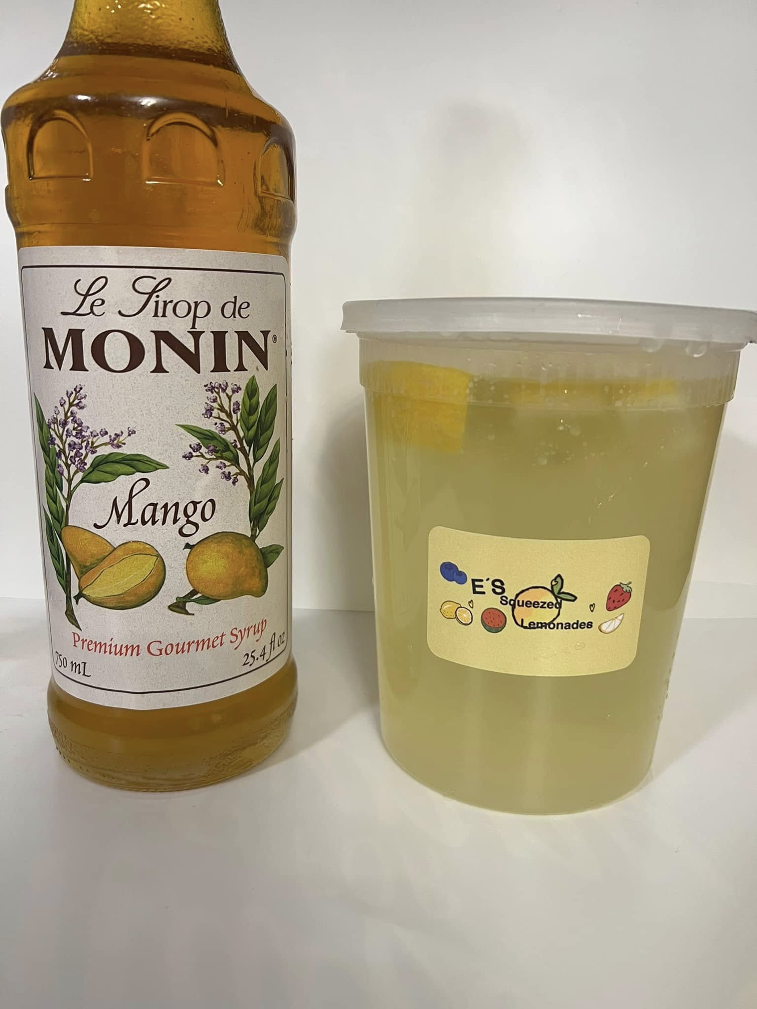 E\'s Squeezed Lemonade photo
