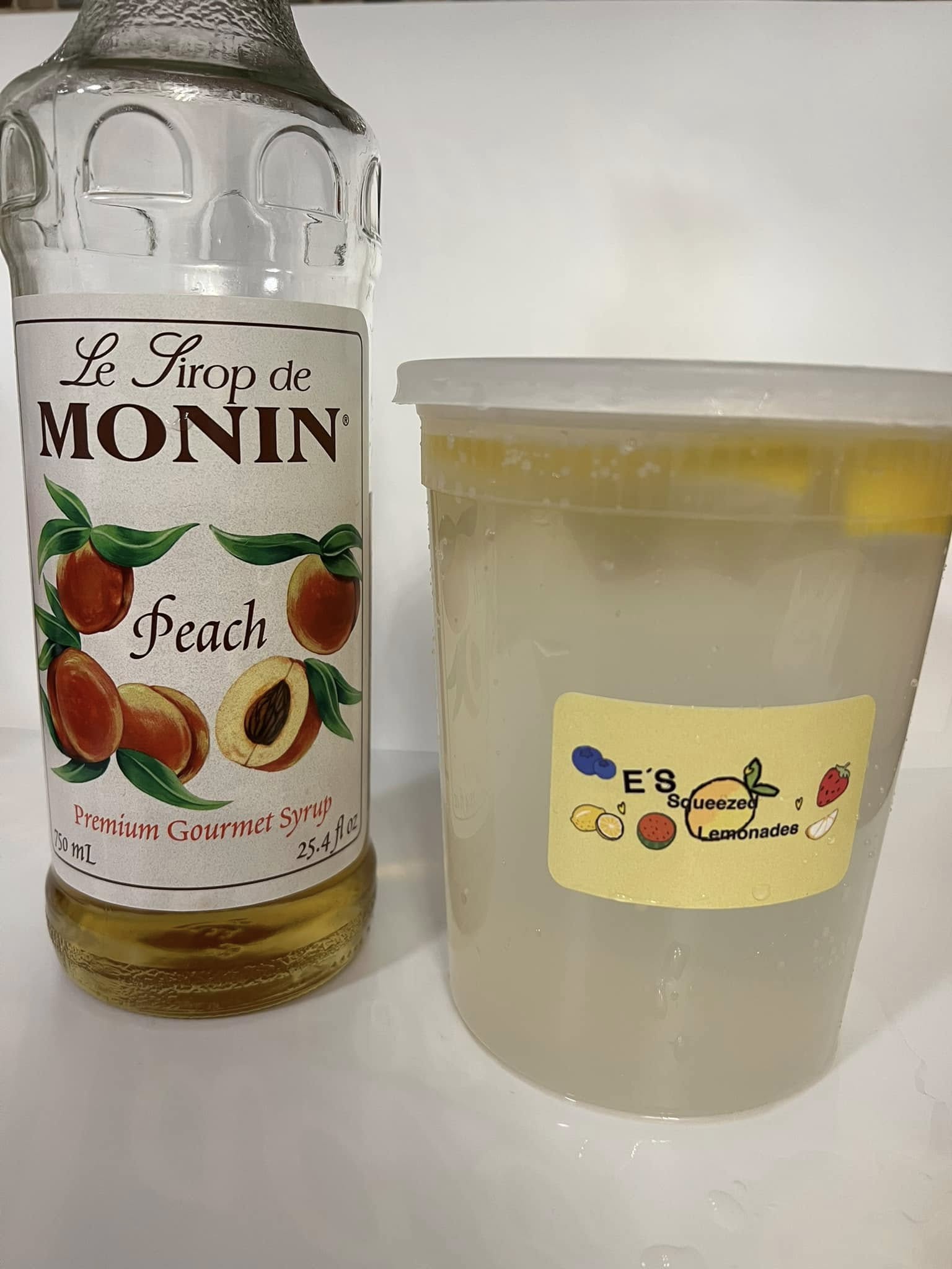E\'s Squeezed Lemonade photo